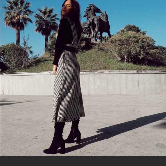 Zara Dresses & Skirts - Zara tweed pinafore buttoned dress